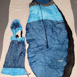 Discovery Adventures 3.5lb filling coolvent sleeping bag with compression bag